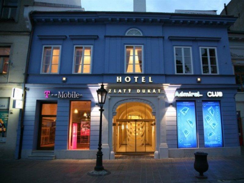 Boutique Hotel Zlaty Dukat Kösice Dış mekan fotoğraf