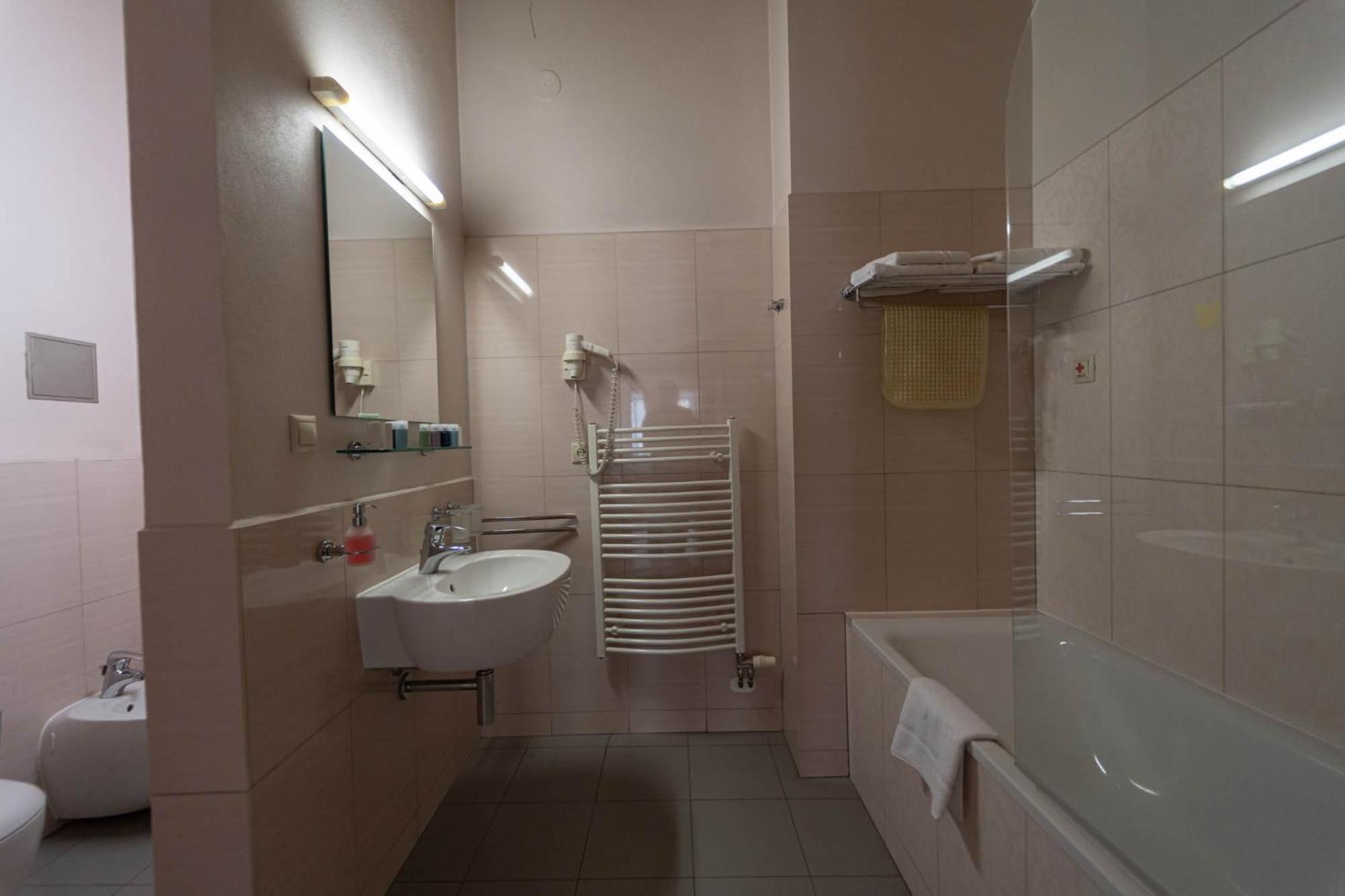 Boutique Hotel Zlaty Dukat Kösice Dış mekan fotoğraf