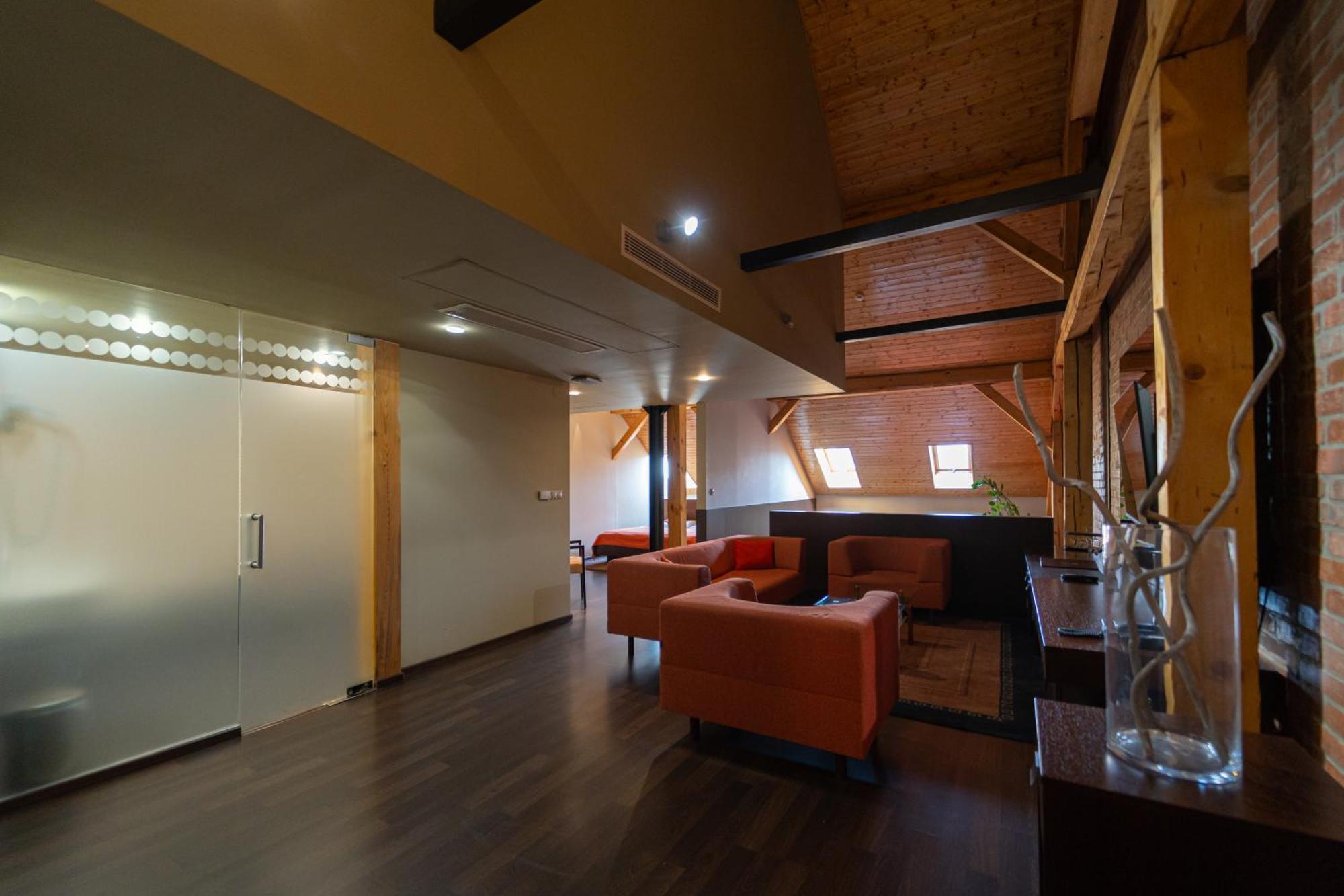 Boutique Hotel Zlaty Dukat Kösice Dış mekan fotoğraf