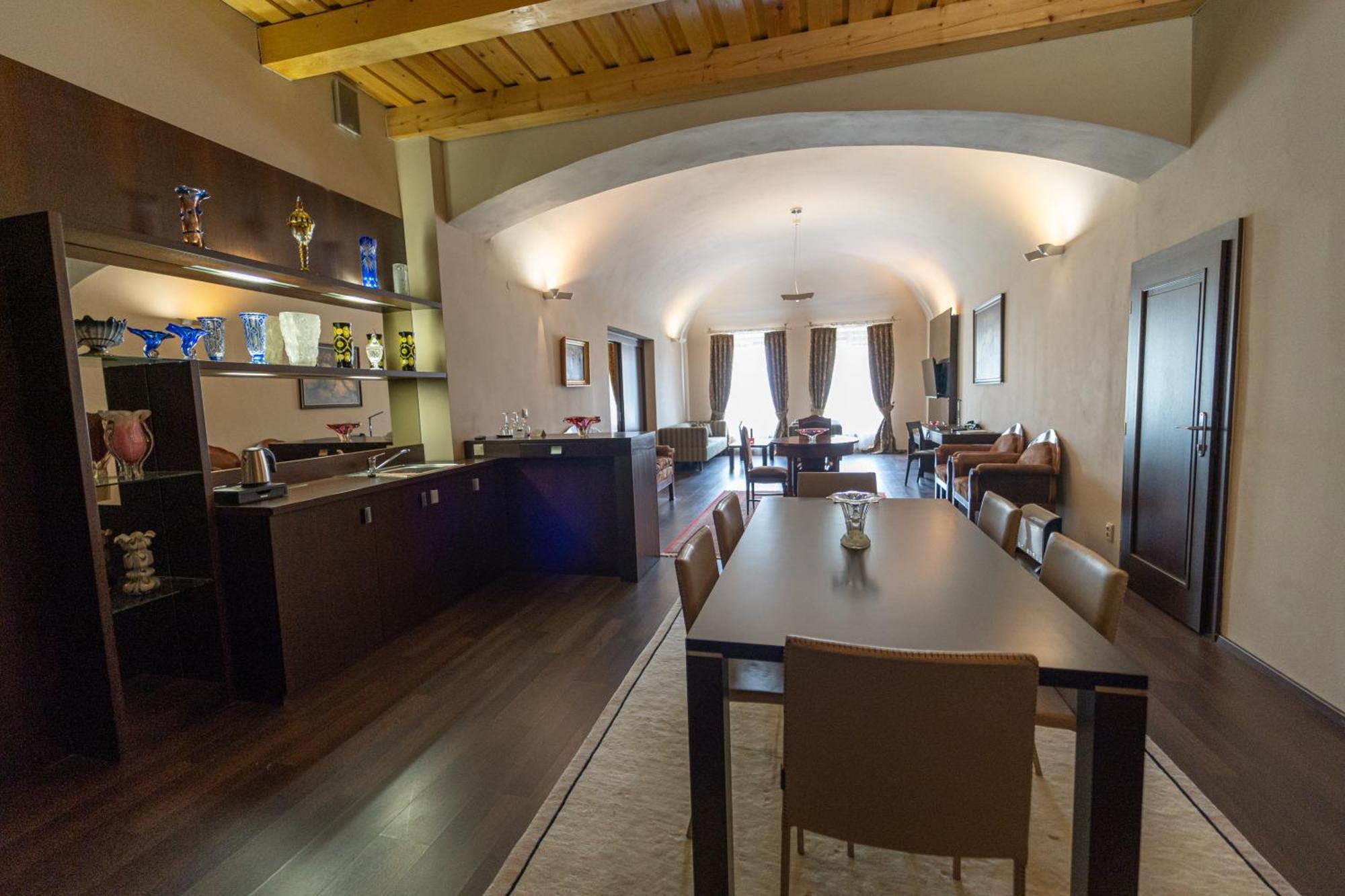 Boutique Hotel Zlaty Dukat Kösice Dış mekan fotoğraf