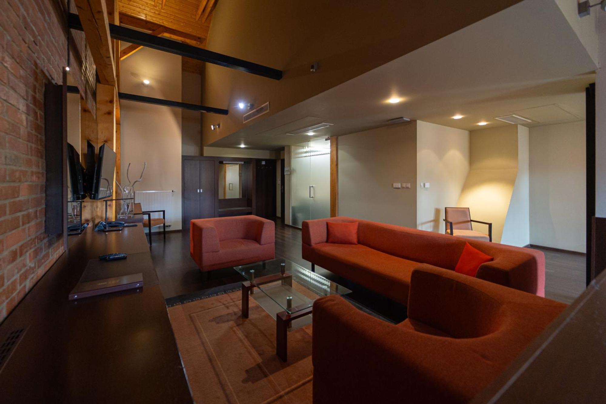 Boutique Hotel Zlaty Dukat Kösice Dış mekan fotoğraf