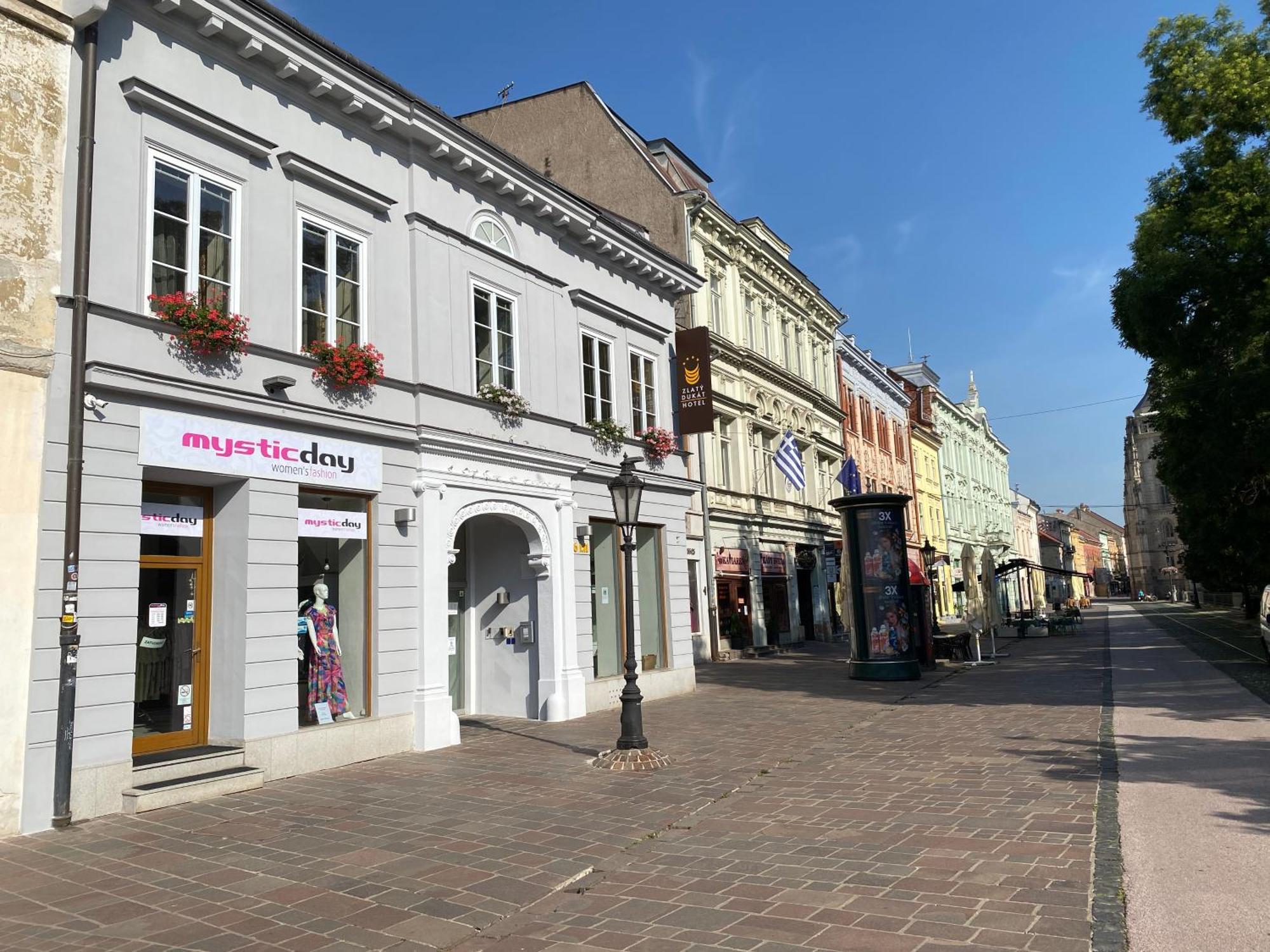 Boutique Hotel Zlaty Dukat Kösice Dış mekan fotoğraf