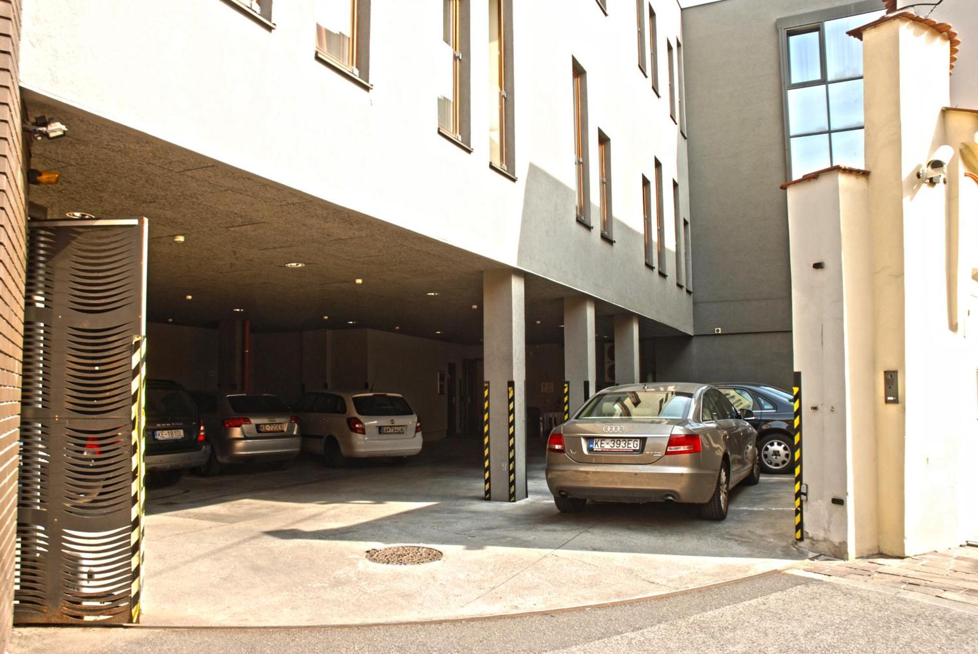 Boutique Hotel Zlaty Dukat Kösice Dış mekan fotoğraf